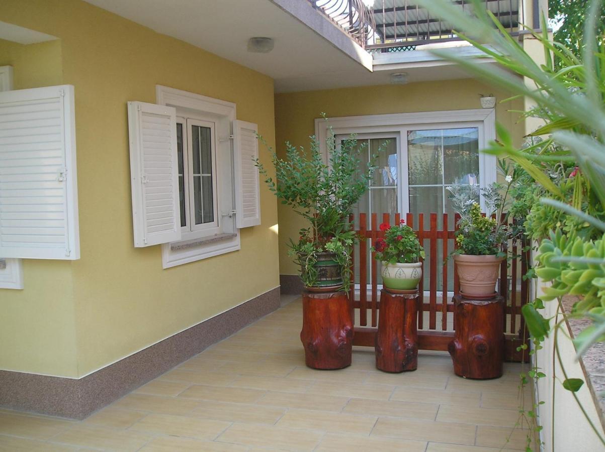 Family Apartments Ankica Crikvenica Exteriör bild